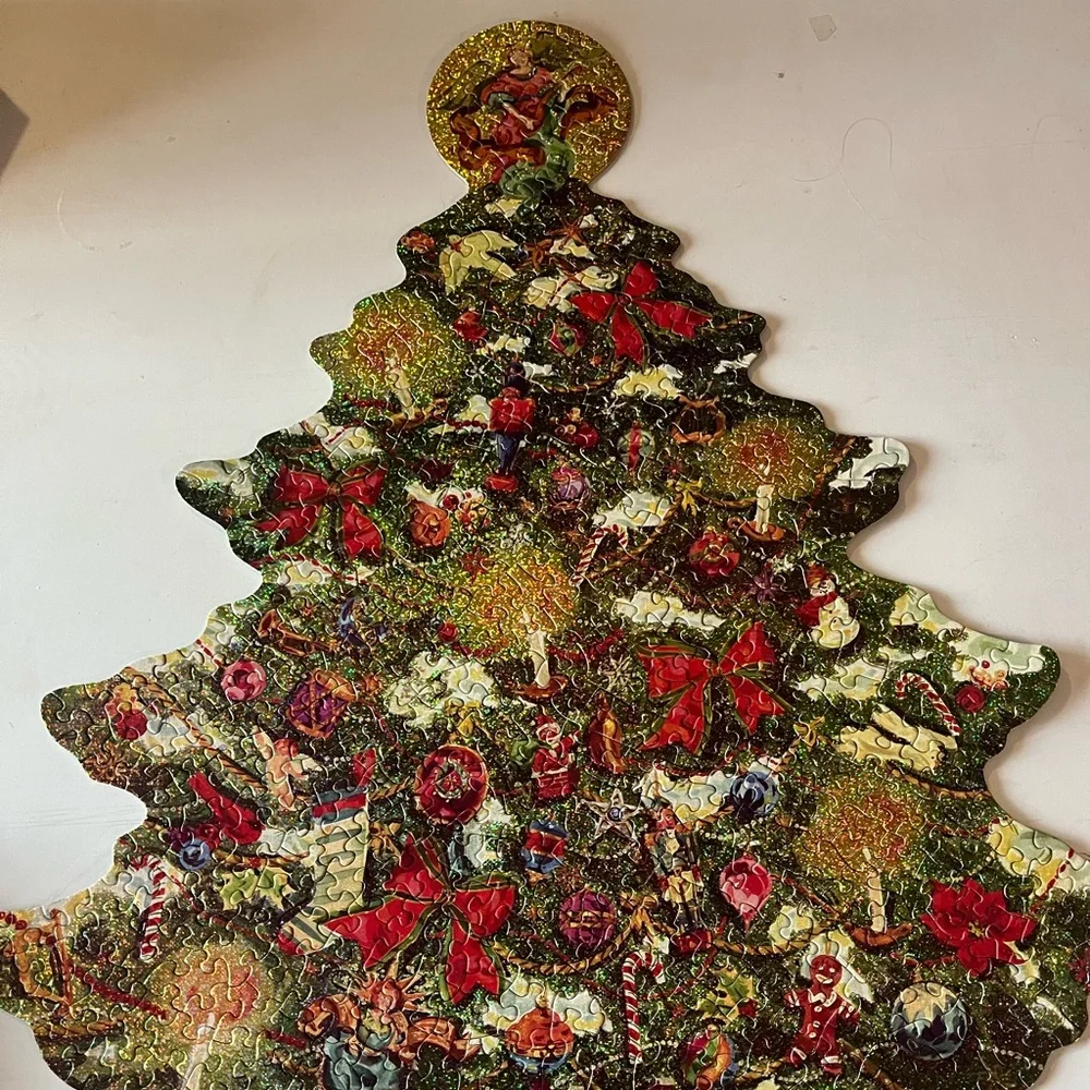 Springbok Sparkling Christmas Tree Special Shape Puzzle - Picture 2 of 9